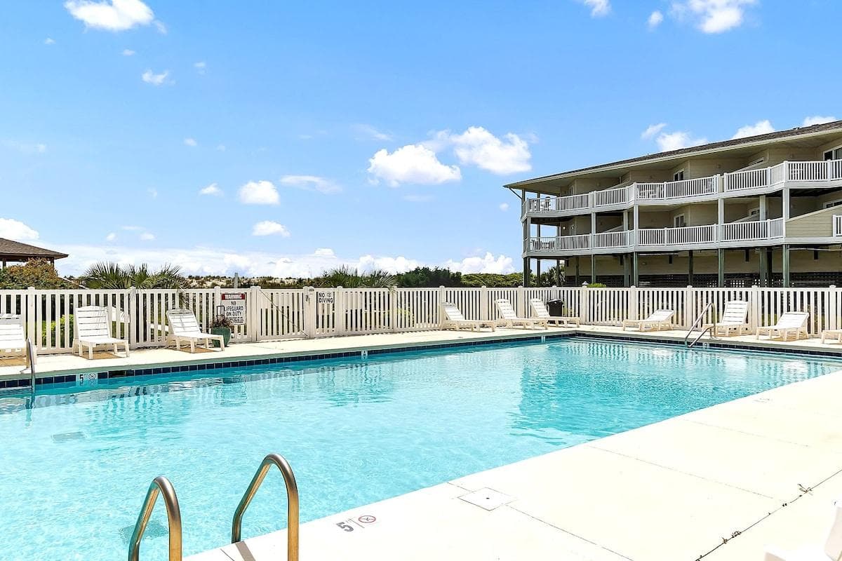 The pool (open seasonally) is large, blue and beautiful. It is great for swimming laps or just floating around. 